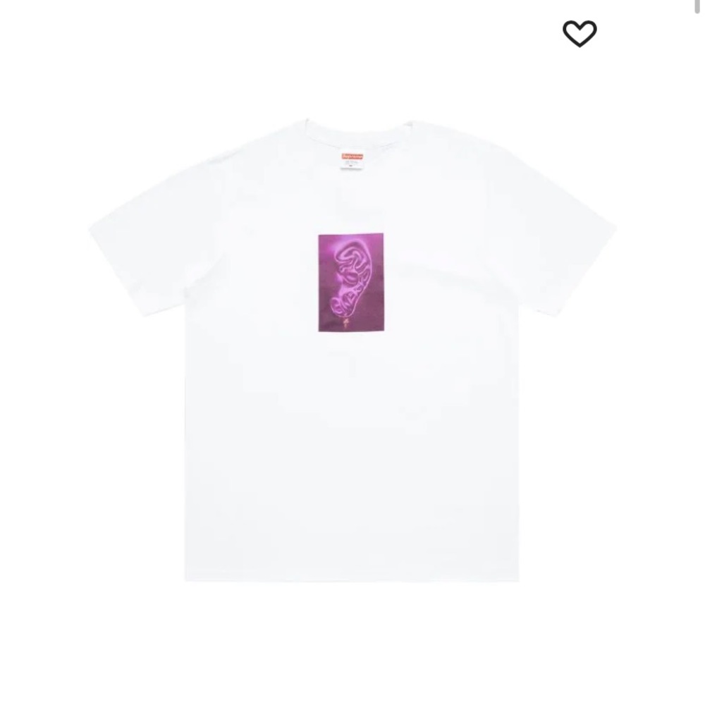 Supreme t-shirt